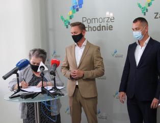 Urząd Marszałkowski wdraża &bdquo;Zachodniopomorski Program Monitorowania i Prewencji Epidemii Coronawirusa SARS-CoV-2 i Choroby COVID-19&rdquo;. Szpital Wojewódzki w Szczecinie - liderem projektu